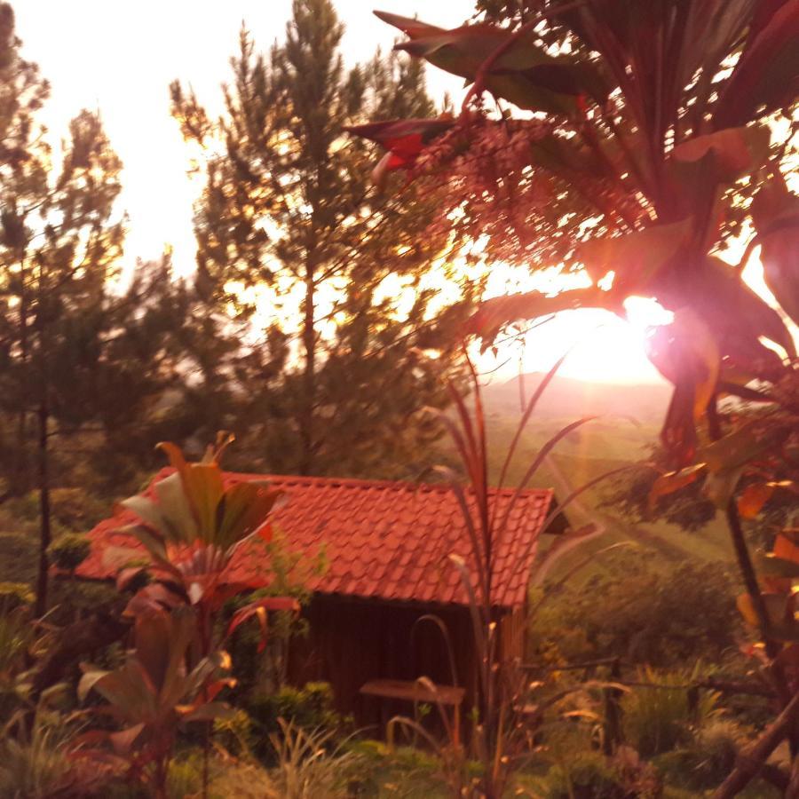 Cabanas Don Camilo Albergue De Montana Cabecera de Canas Buitenkant foto