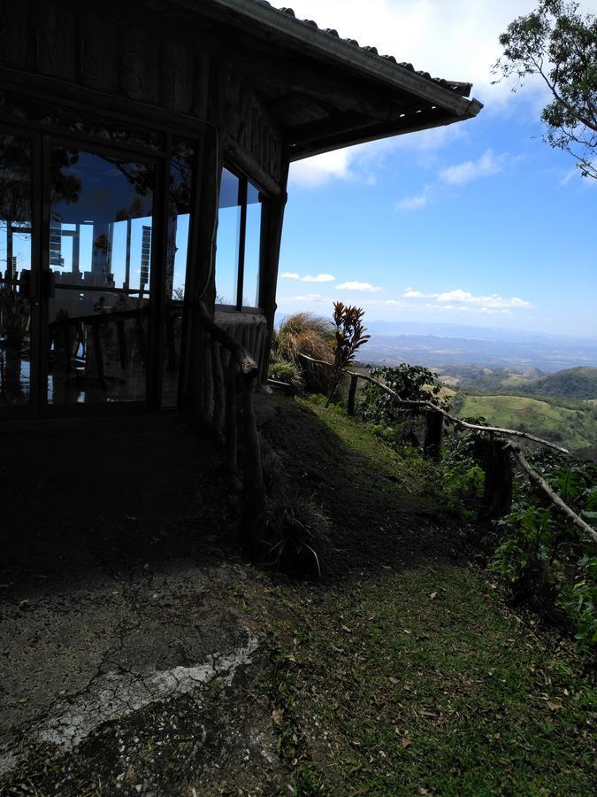 Cabanas Don Camilo Albergue De Montana Cabecera de Canas Buitenkant foto