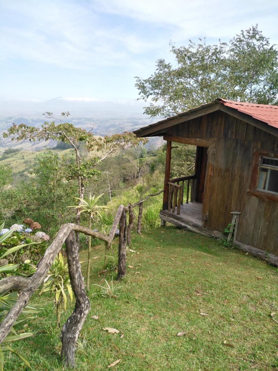 Cabanas Don Camilo Albergue De Montana Cabecera de Canas Buitenkant foto
