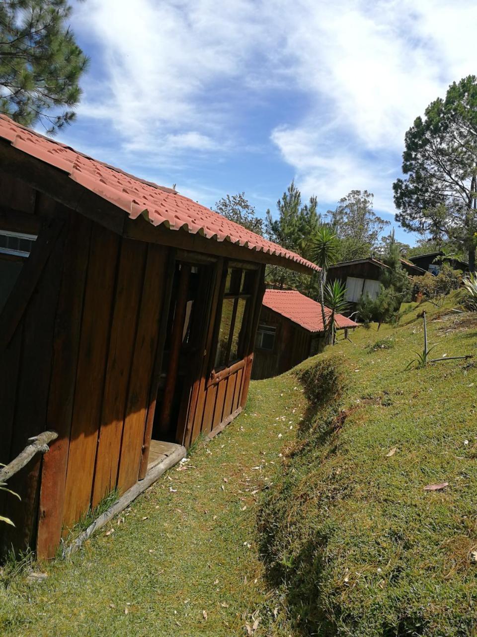 Cabanas Don Camilo Albergue De Montana Cabecera de Canas Buitenkant foto