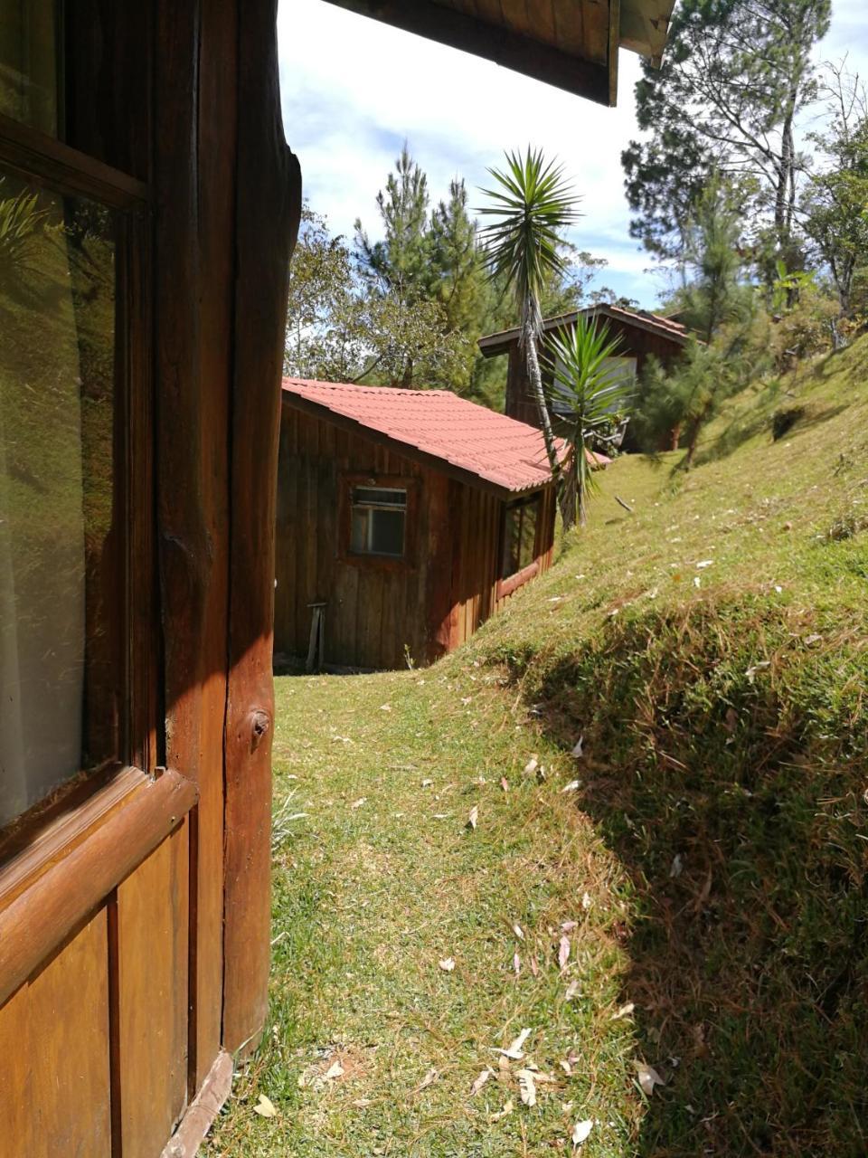 Cabanas Don Camilo Albergue De Montana Cabecera de Canas Buitenkant foto