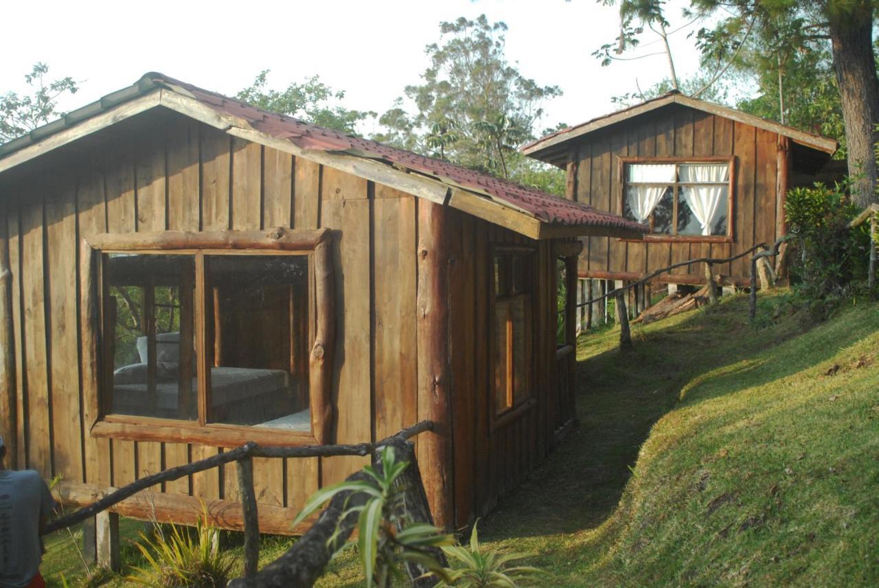 Cabanas Don Camilo Albergue De Montana Cabecera de Canas Buitenkant foto